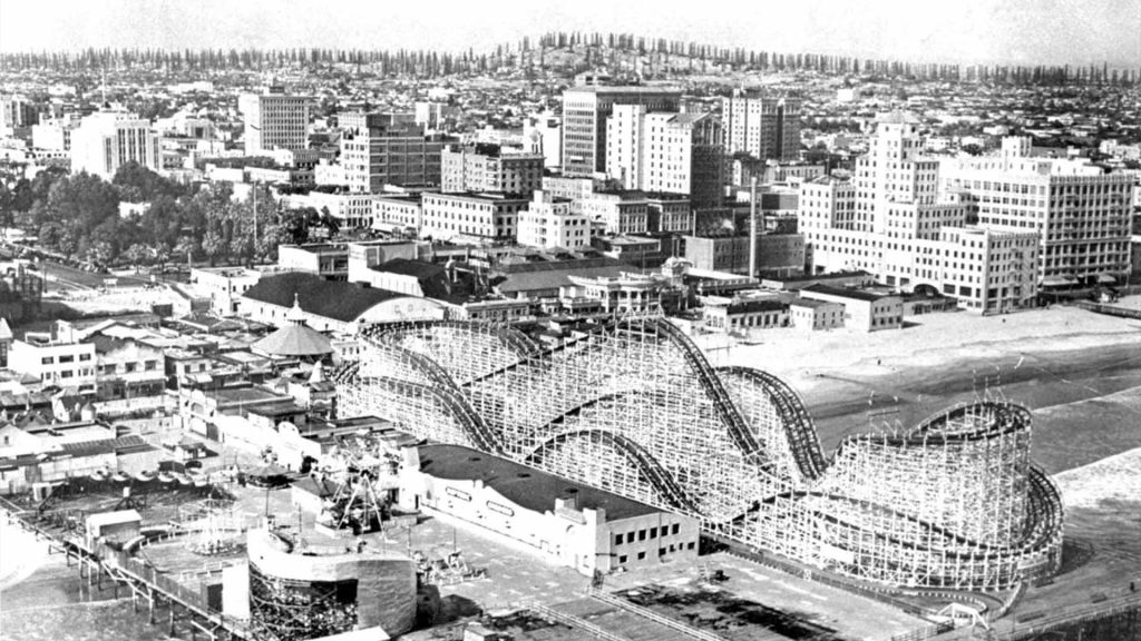 OC with Pike_Cyclone Racer_1920_Low Black and White Historic Image of the Ocean Center Building and the Old Pike